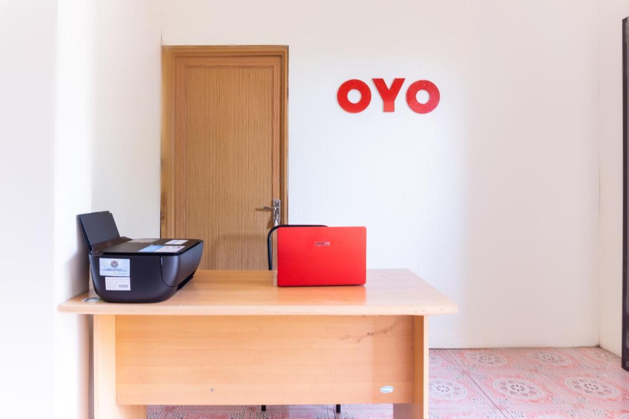 Oyo 3095 Semarapura Homestay Макасар Екстериор снимка