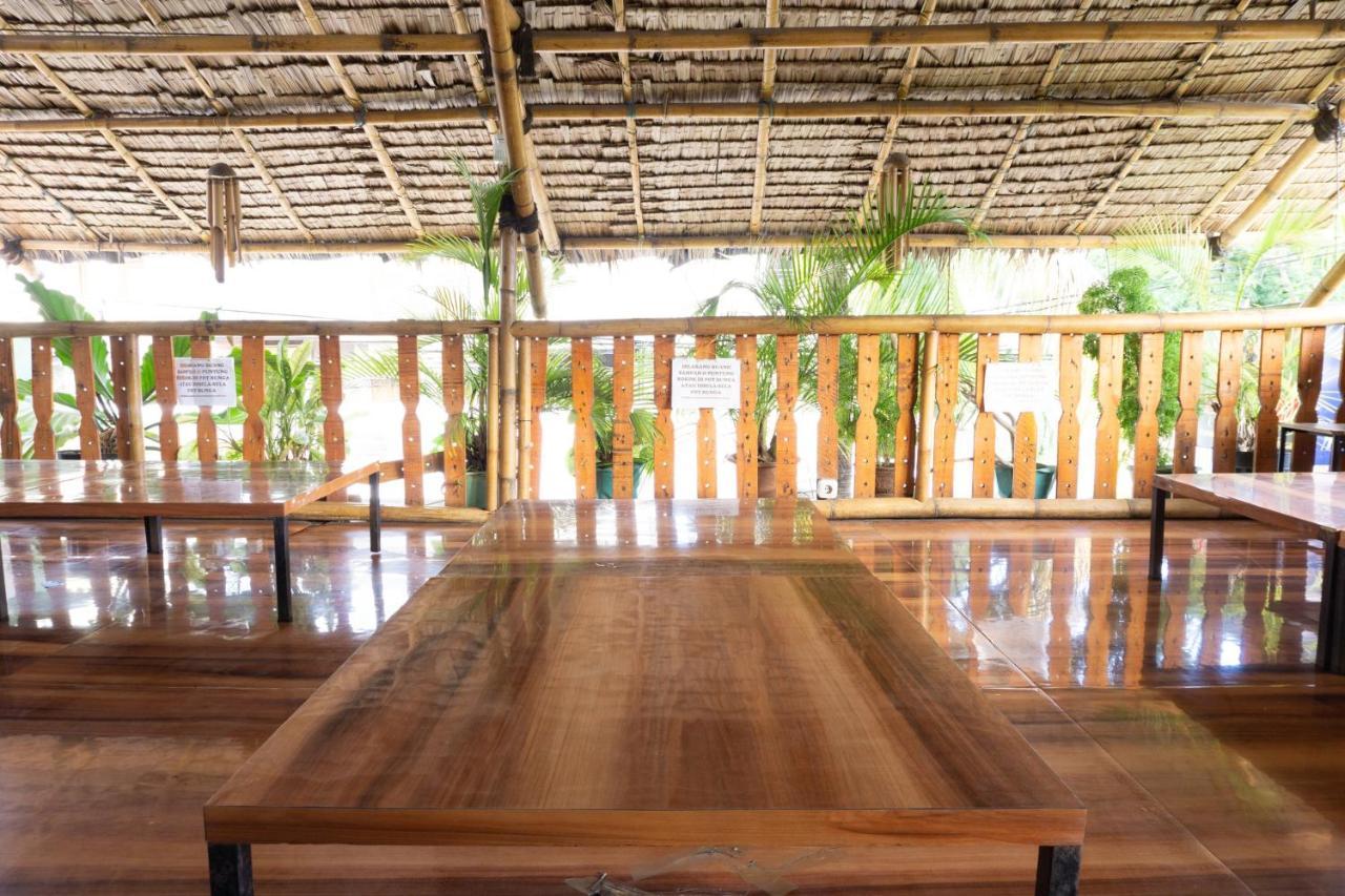 Oyo 3095 Semarapura Homestay Макасар Екстериор снимка
